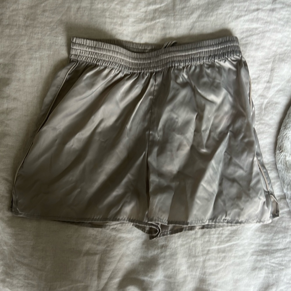 UTILITY SPORT SHORT | STONE × 1